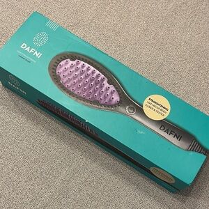 DAFNI Hair Straightening Brush